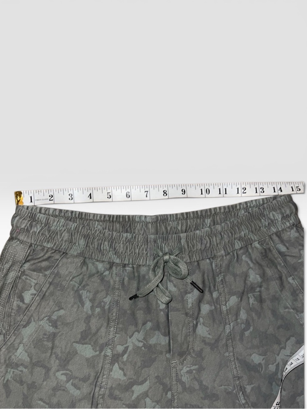 Athleta Farallon Stratum Camo Jogger Olive Green Size 8 - Picture 3 of 8